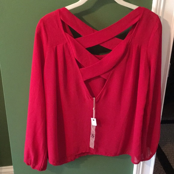 🆕 Red Blouse Ya LosAngeles great color - Picture 2 of 2